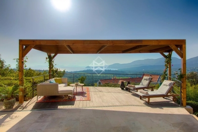 Villa in La Croix-Valmer for rental from 21 000 € / week, Photo 1