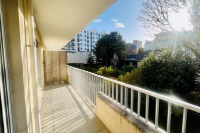 Appartement &agrave; vendre &agrave; BOULOGNE BILLANCOURT  - 3 pi&egrave;ces - 95 m&sup2; 