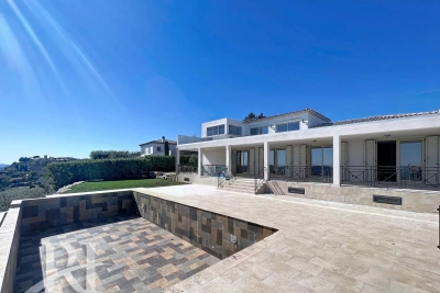 Maison &agrave; vendre &agrave; CABRIS  - 8 pi&egrave;ces - 414 m&sup2; 
