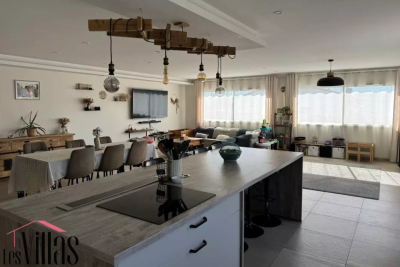 Maison &agrave; vendre &agrave; CARCASSONNE  - 7 pi&egrave;ces - 195 m&sup2; 