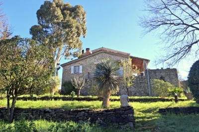 Maison &agrave; vendre &agrave; LES VANS  - 8 pi&egrave;ces - 198 m&sup2; 