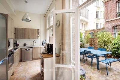 Appartement &agrave; vendre &agrave; PARIS 7EME Ecole Militaire - 6 pi&egrave;ces - 200 m&sup2; 