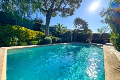 Maison &agrave; vendre &agrave; ST-JEAN-CAP-FERRAT  - 5 pi&egrave;ces - 172 m&sup2; 