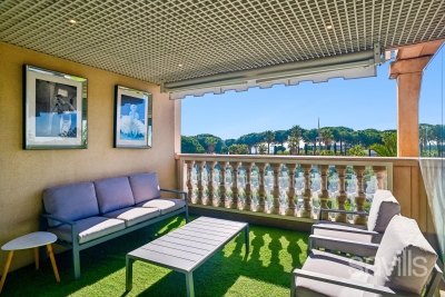 Appartement &agrave; vendre &agrave; VALLAURIS La Maure-Super Cannes - 2 pi&egrave;ces - 49 m&sup2; 
