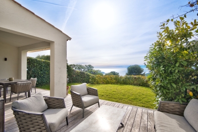 Appartement &agrave; vendre &agrave; VILLEFRANCHE-SUR-MER  - 4 pi&egrave;ces - 131 m&sup2; 