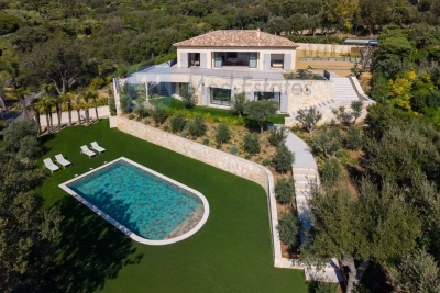 Maison &agrave; vendre &agrave; GRIMAUD   - 320 m&sup2; 