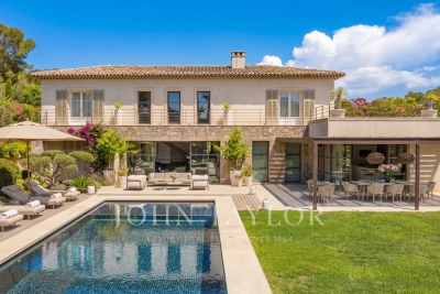 Villa in Mougins for rental from 35 000 € / week, Photo 1
