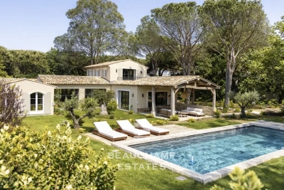 Villa à Ramatuelle &agrave; louer à partir de 15 000 € / semaine, Photo 1
