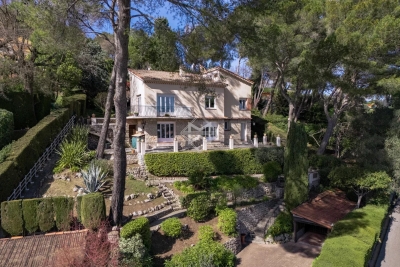 Maison &agrave; vendre &agrave; MOUGINS  - 5 pi&egrave;ces - 140 m&sup2; 