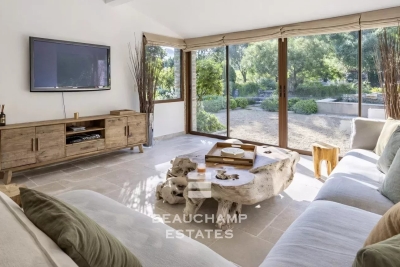Villa à Ramatuelle &agrave; louer à partir de 16 000 € / semaine, Photo 12