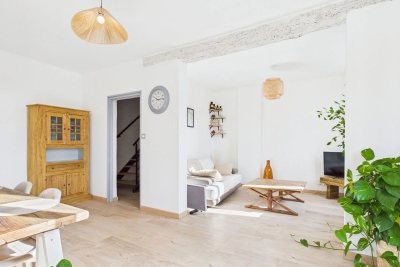Appartement &agrave; louer &agrave; MAUSSANE-LES-ALPILLES  - 4 pi&egrave;ces - 74 m&sup2; 