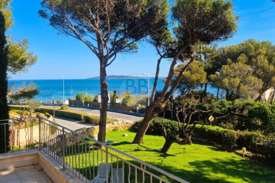 Appartement &agrave; vendre &agrave; GRIMAUD  - 2 pi&egrave;ces - 48 m&sup2; 