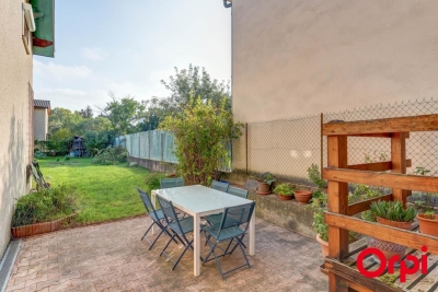 Maison &agrave; vendre &agrave; VILLEURBANNE  - 4 pi&egrave;ces - 104 m&sup2; 