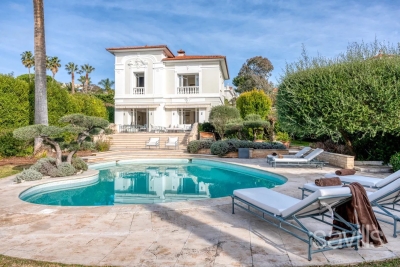 Maison &agrave; vendre &agrave; CAP D'ANTIBES  - 8 pi&egrave;ces - 310 m&sup2; 