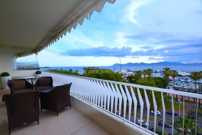Appartement &agrave; vendre &agrave; CANNES  - 3 pi&egrave;ces - 70 m&sup2; 