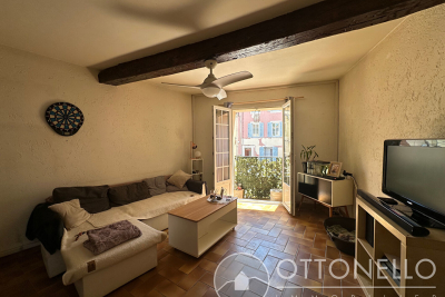 Maison &agrave; vendre &agrave; ROQUEBRUNE-SUR-ARGENS  - 6 pi&egrave;ces - 136 m&sup2; 