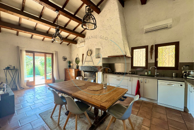 Maison &agrave; vendre &agrave; GASSIN  - 5 pi&egrave;ces - 138 m&sup2; 