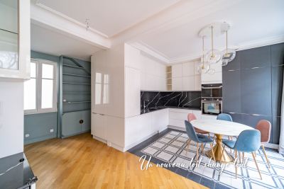 Appartement &agrave; vendre &agrave; PARIS 7EME  - 3 pi&egrave;ces - 65 m&sup2; 