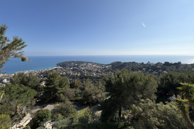 Maison &agrave; louer &agrave; ROQUEBRUNE-CAP-MARTIN  - 4 pi&egrave;ces - 82 m&sup2; 