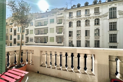 Appartement &agrave; vendre &agrave; NICE  - 3 pi&egrave;ces - 98 m&sup2; 