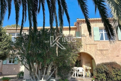 Maison &agrave; vendre &agrave; ST-RAPHAËL  - 5 pi&egrave;ces - 162 m&sup2; 