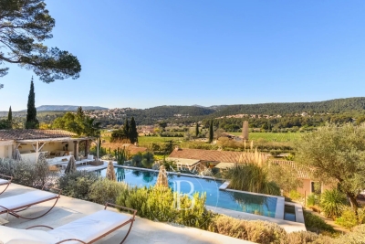 Maison &agrave; vendre &agrave; CASSIS  - 10 pi&egrave;ces - 336 m&sup2; 