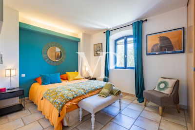Villa à Gordes &agrave; louer à partir de 4 900 € / semaine, Photo 18