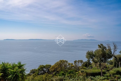 Maison &agrave; vendre &agrave; RAYOL-CANADEL-SUR-MER   - 175 m&sup2; 