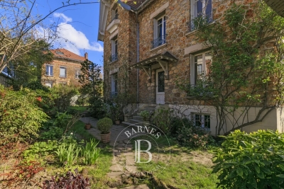 Maison &agrave; vendre &agrave; MEUDON  - 9 pi&egrave;ces - 355 m&sup2; 