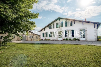 Maison &agrave; vendre &agrave; immobilier ST-ETIENNE-D'ORTHE  - 10 pi&egrave;ces - 450 m&sup2; 