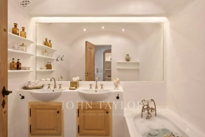 Villa in Saint-Paul-de-Vence for rental from 13 000 € / week, Photo 17