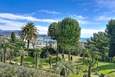 Appartement &agrave; vendre &agrave; NICE  - 4 pi&egrave;ces - 123 m&sup2; 