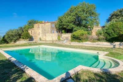 Maison &agrave; vendre &agrave; CUCURON  - 10 pi&egrave;ces - 385 m&sup2; 
