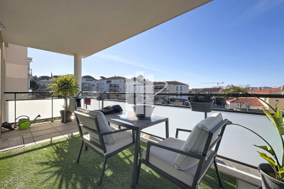 Appartement &agrave; vendre &agrave; FRÉJUS Centre Ville 1 - 2 pi&egrave;ces - 49 m&sup2; 