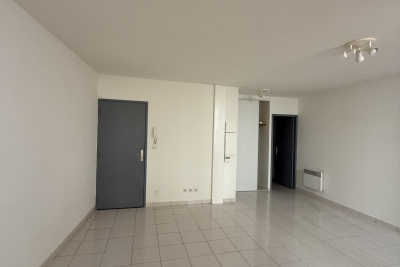 Appartement &agrave; louer &agrave; AUBAGNE  - 1 pi&egrave;ces - 31 m&sup2; 