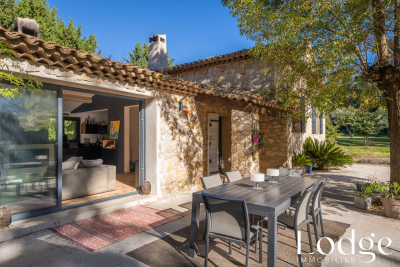 Maison &agrave; vendre &agrave; AIX-EN-PROVENCE Estienne d'Orves - 8 pi&egrave;ces - 250 m&sup2; 