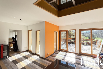 Maison &agrave; vendre &agrave; FREISSINIERES  - 6 pi&egrave;ces - 206 m&sup2; 
