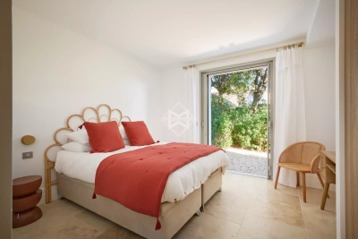 Villa in Cavalaire-sur-Mer for rental from 15 000 € / week, Photo 15