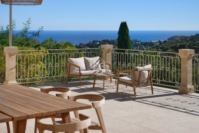 Villa in Cavalaire-sur-Mer for rental from 15 000 € / week, Photo 2