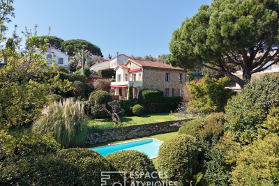 Maison &agrave; vendre &agrave; CANNES  - 7 pi&egrave;ces - 174 m&sup2; 