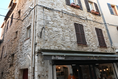 Maison &agrave; vendre &agrave; VENCE  - 9 pi&egrave;ces - 218 m&sup2; 