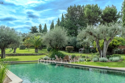 Villa à Mougins &agrave; louer à partir de 20 000 € / semaine, Photo 4