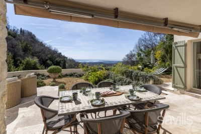 Maison &agrave; vendre &agrave; VENCE  - 7 pi&egrave;ces - 378 m&sup2; 