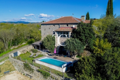 Maison &agrave; vendre &agrave; Banne  - 8 pi&egrave;ces 208 m&sup2; 