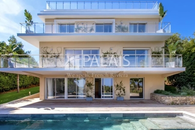 Maison &agrave; vendre &agrave; ANTIBES  - 10 pi&egrave;ces - 320 m&sup2; 