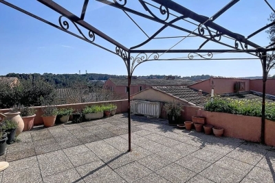 Appartement &agrave; vendre &agrave; VALBONNE  - 4 pi&egrave;ces - 93 m&sup2; 