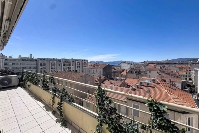 Appartement &agrave; vendre &agrave; CANNES Saint-Augustin - 3 pi&egrave;ces - 62 m&sup2; 