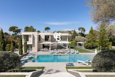 Maison &agrave; vendre &agrave; CAP D'ANTIBES  - 10 pi&egrave;ces - 796 m&sup2; 