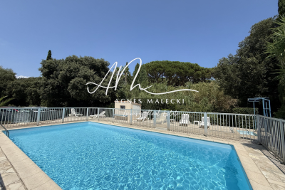 Maison &agrave; vendre &agrave; CAVALAIRE-SUR-MER  - 3 pi&egrave;ces - 45 m&sup2; 