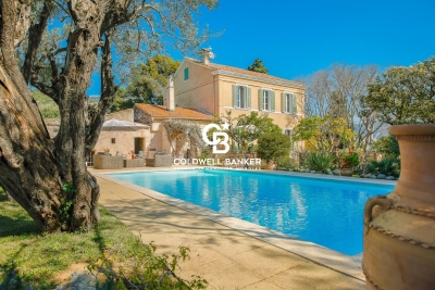 Maison &agrave; vendre &agrave; TOULON  - 14 pi&egrave;ces - 524 m&sup2; 